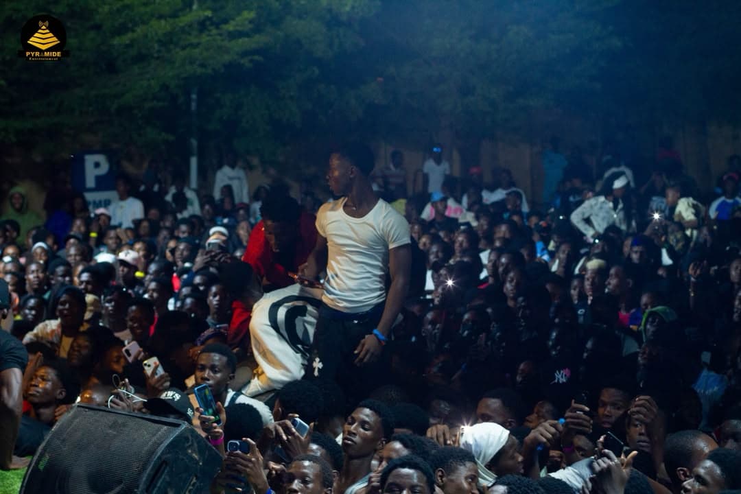 MS2 — Stade 26 Mars esplanade — concert photography